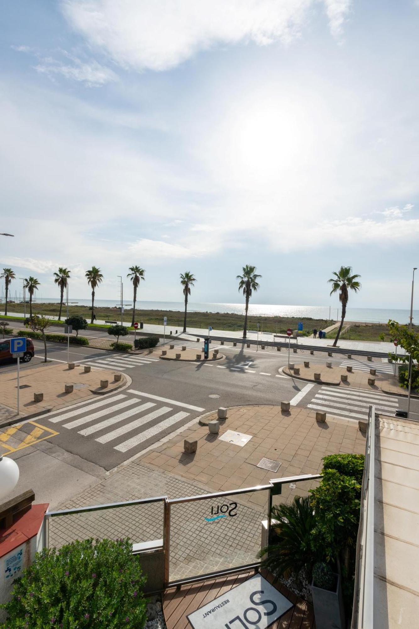 Aparthotel Solifemar Castelldefels Eksteriør bilde